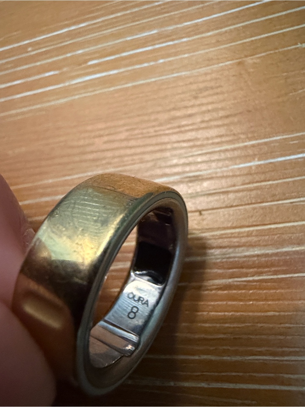 Oura Ring Gen 4 - Gold - Size 8 + TWO Chargers